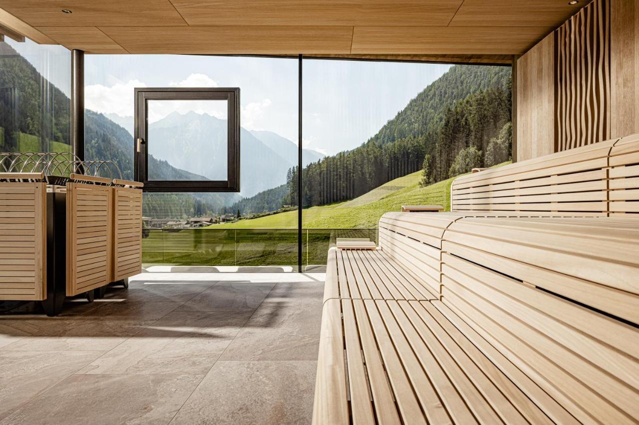 Alpine Luxury Spa Resort Schwarzenstein ルタゴ エクステリア 写真