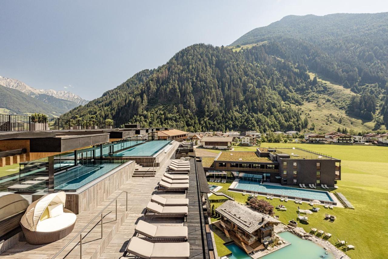 Alpine Luxury Spa Resort Schwarzenstein ルタゴ エクステリア 写真