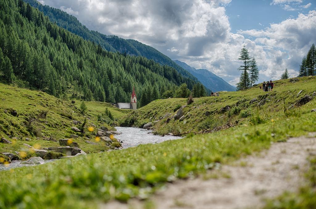 Alpine Luxury Spa Resort Schwarzenstein ルタゴ エクステリア 写真