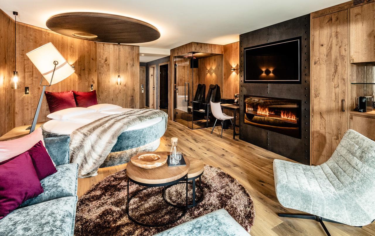 Alpine Luxury Spa Resort Schwarzenstein ルタゴ エクステリア 写真